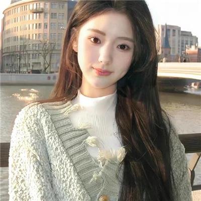 芒果和红色轮椅